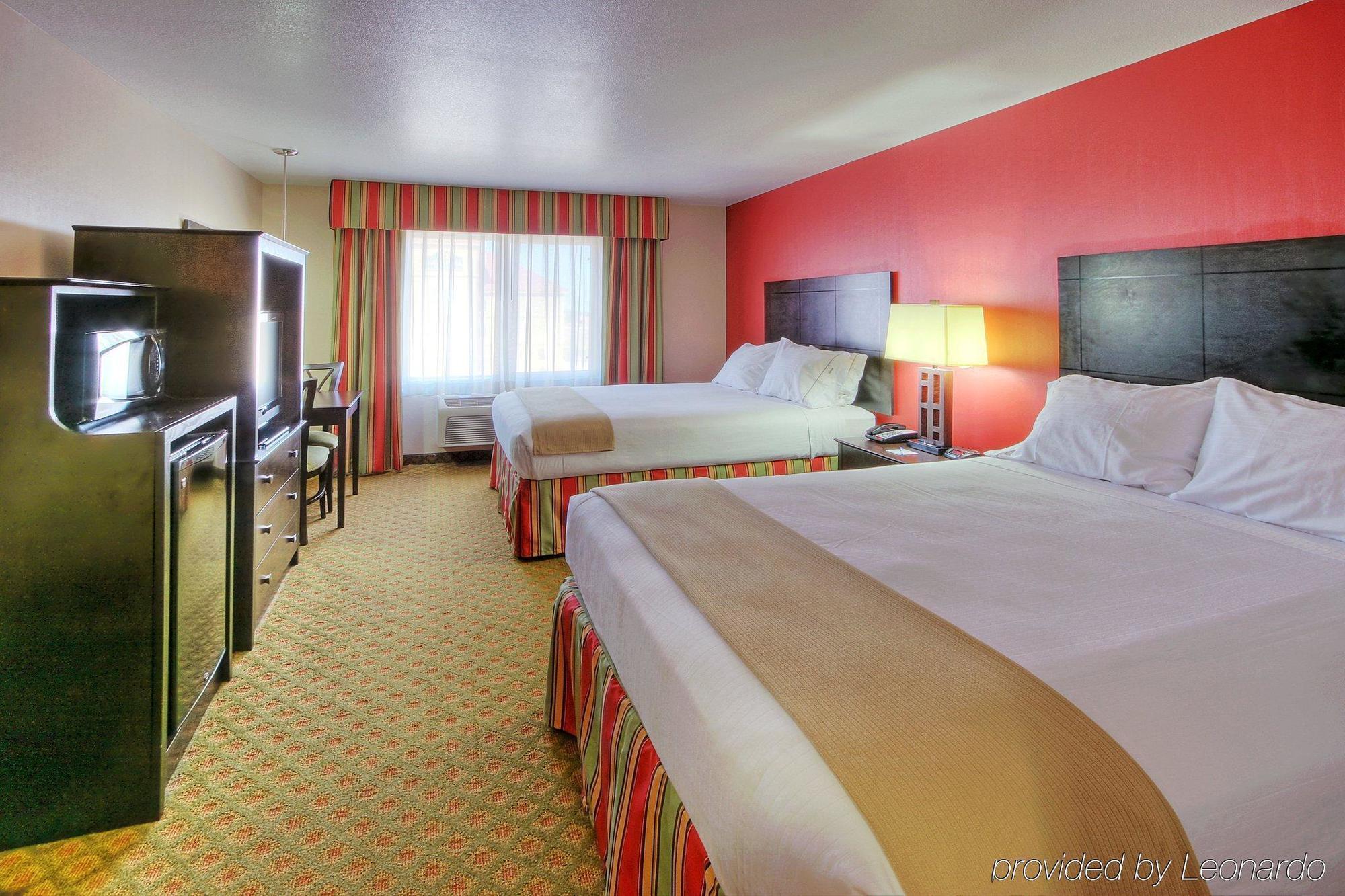 Holiday Inn Express And Suites - Tucumcari, An Ihg Hotel Pokoj fotografie